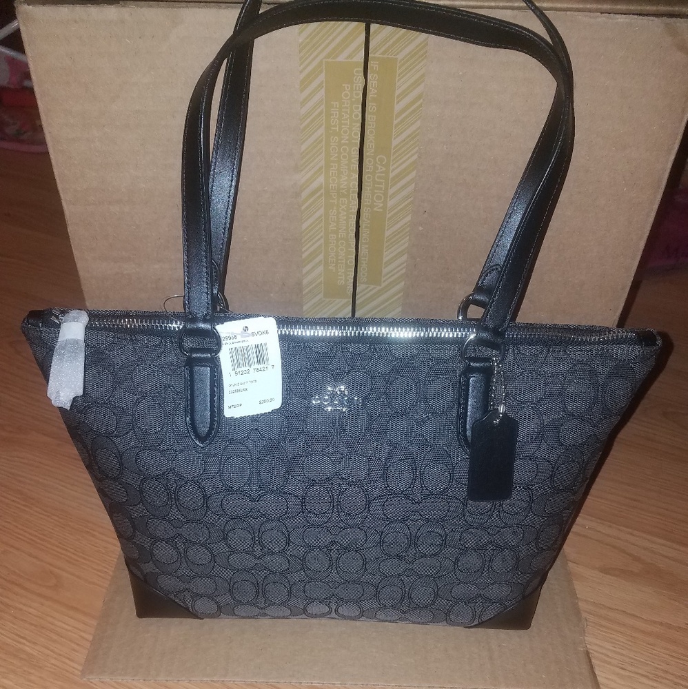 Authentic coach purse